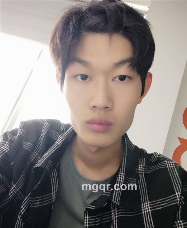 打个酱油就走的头像