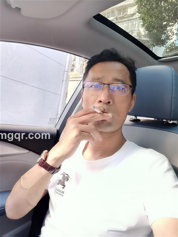 不走寻常路的头像