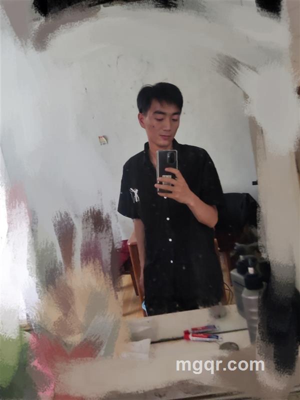 许久不见一寸光的头像