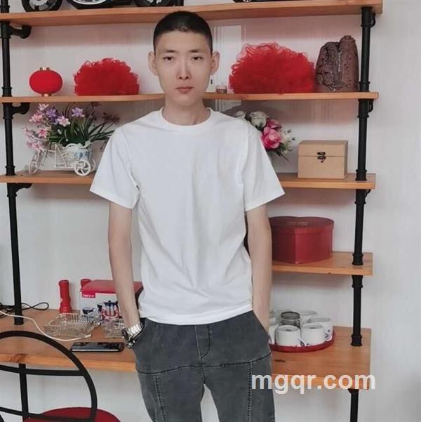 性福快乐的头像