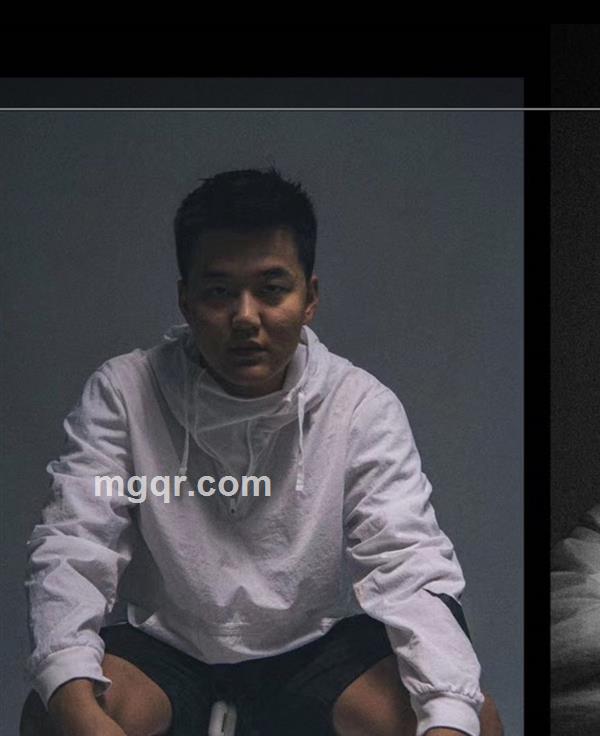 前艺术从业者的头像