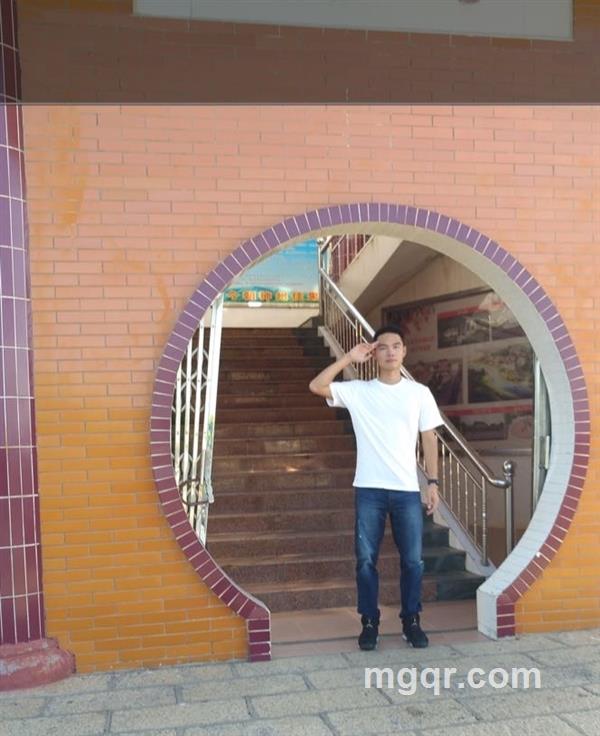 皇太极先生的头像