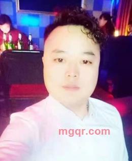 伤心的男人的头像