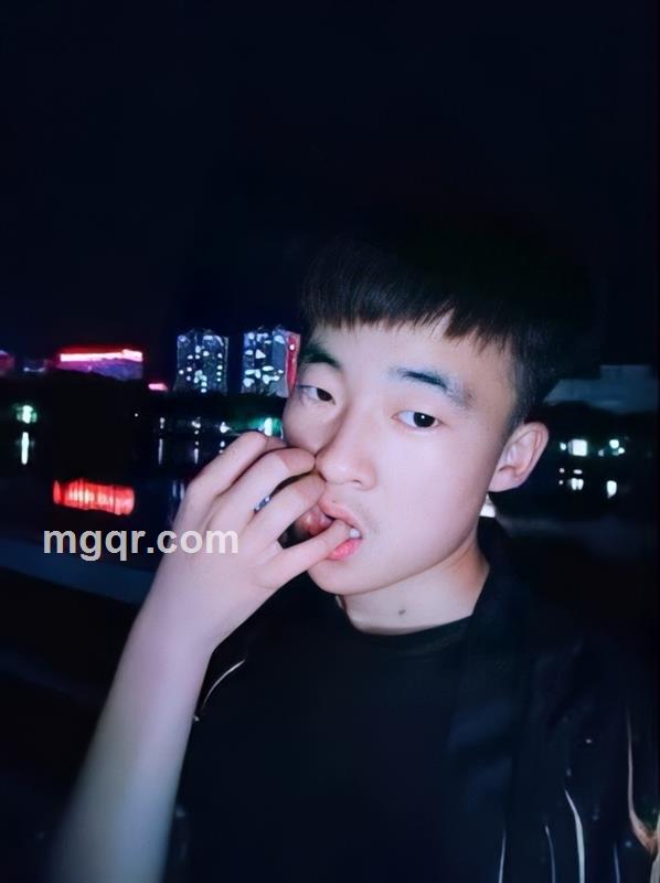 淮帝呢的头像