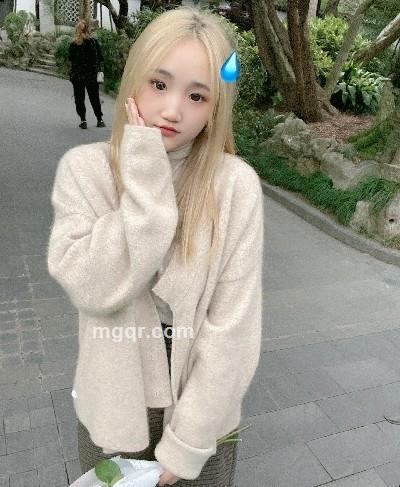 佳佳