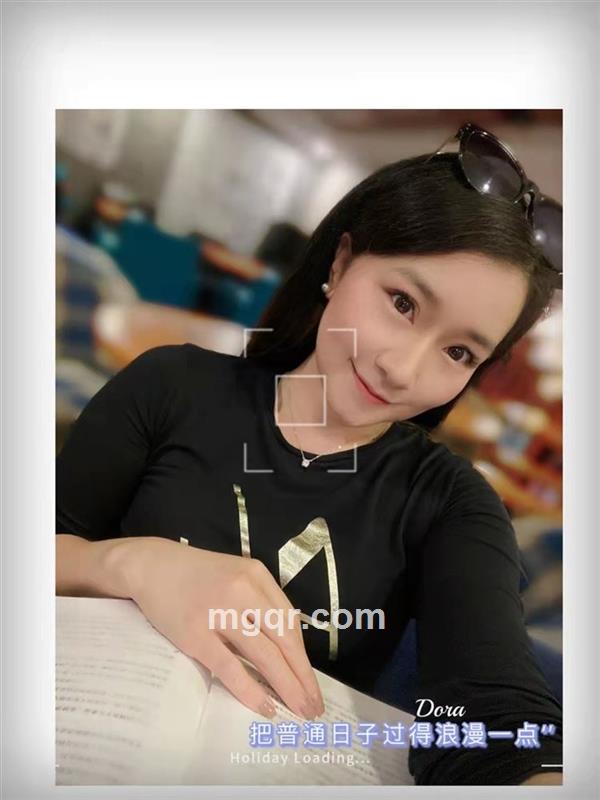 缥缈的玫瑰的头像