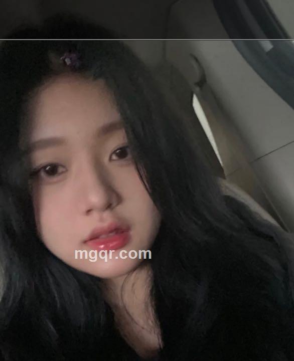 优优是个美女的头像