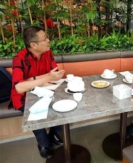 赤道以男的头像