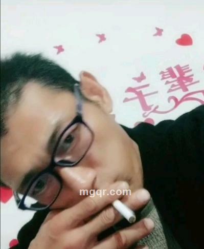 痴情的围脖的头像