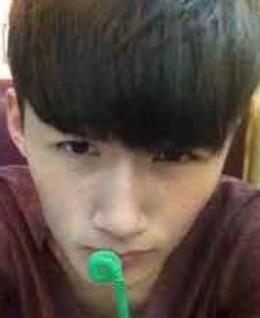 蓝色魅力的头像