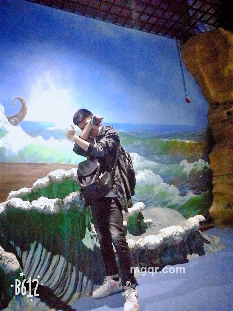 独自一人的头像