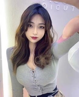 爱在心间口不出的头像