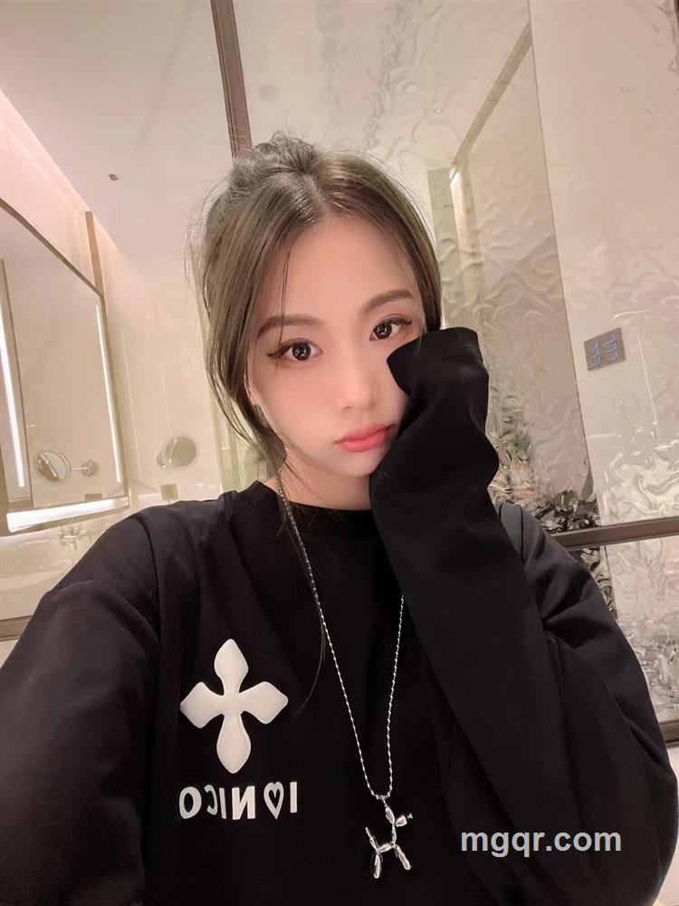 飞鸟和蝉的头像