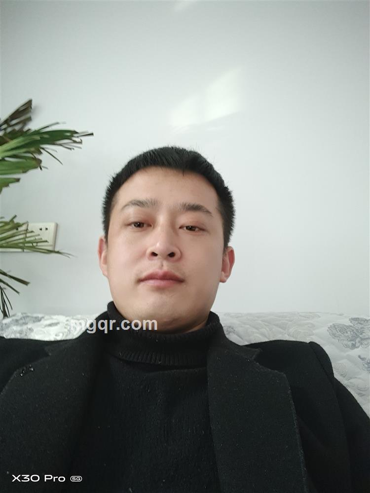慕容龙成的头像