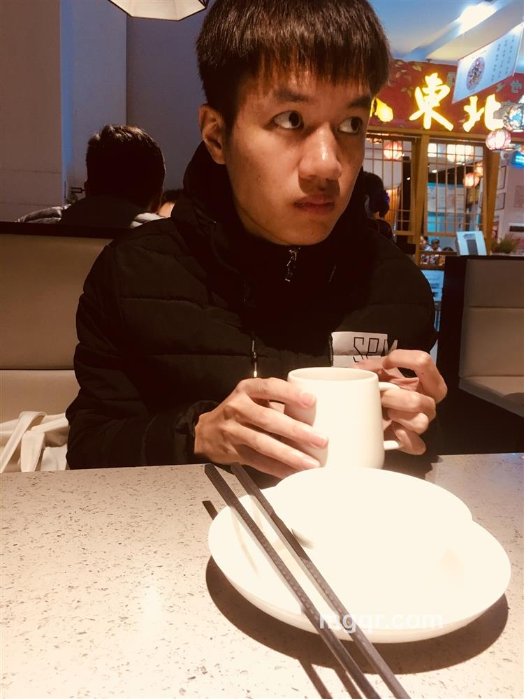 是的 嗯嗯的头像