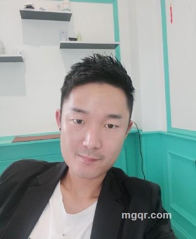男。。的头像
