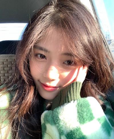 蜜茶娜娜的头像