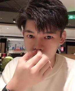 MR CM的头像