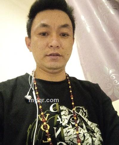 认识你舔高兴的头像