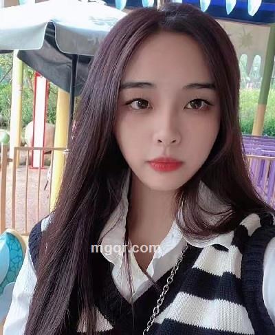 玲玲的头像
