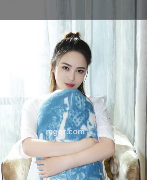 小小，的头像