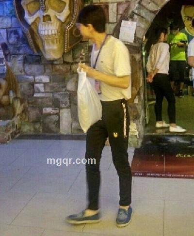 星辰爱过天空的头像