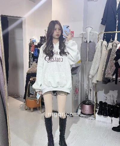 云想衣裳花想容儿