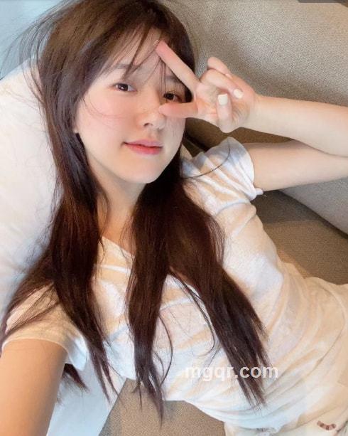 就在眼前w 的头像