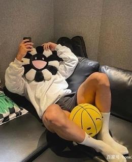 爬上井口的青蛙的头像