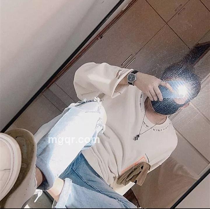 只是开始的头像