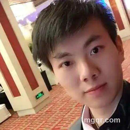 各取所需的头像