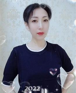 美酒红唇的头像