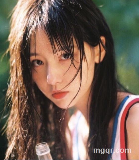 玫瑰的红的头像