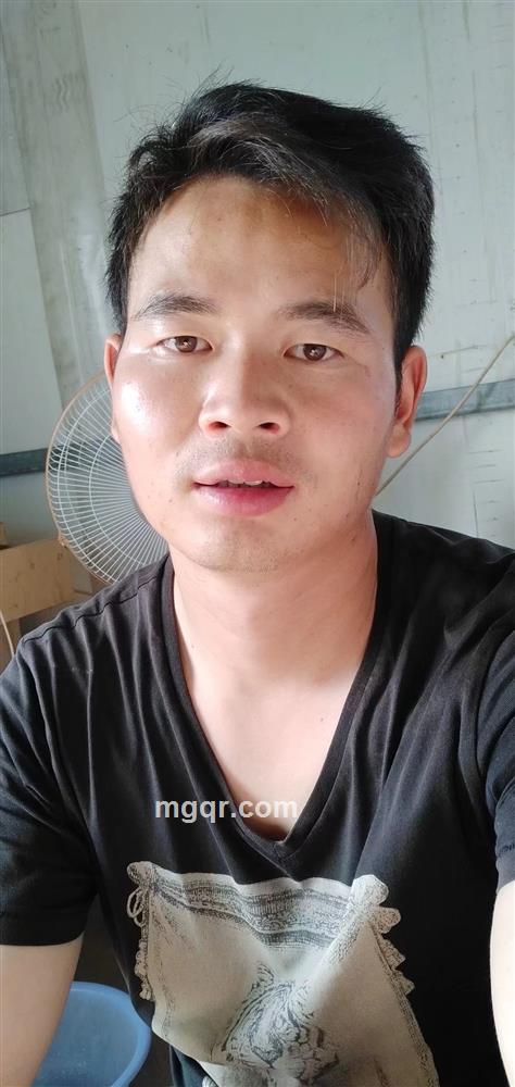 卖导弹的小男孩的头像