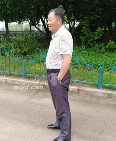 坐着高铁看中国。的头像