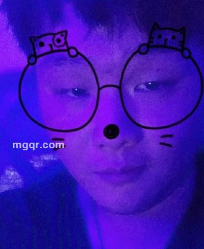 你也晚睡啊?的头像