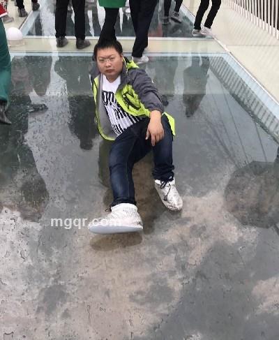 一川烟草的头像