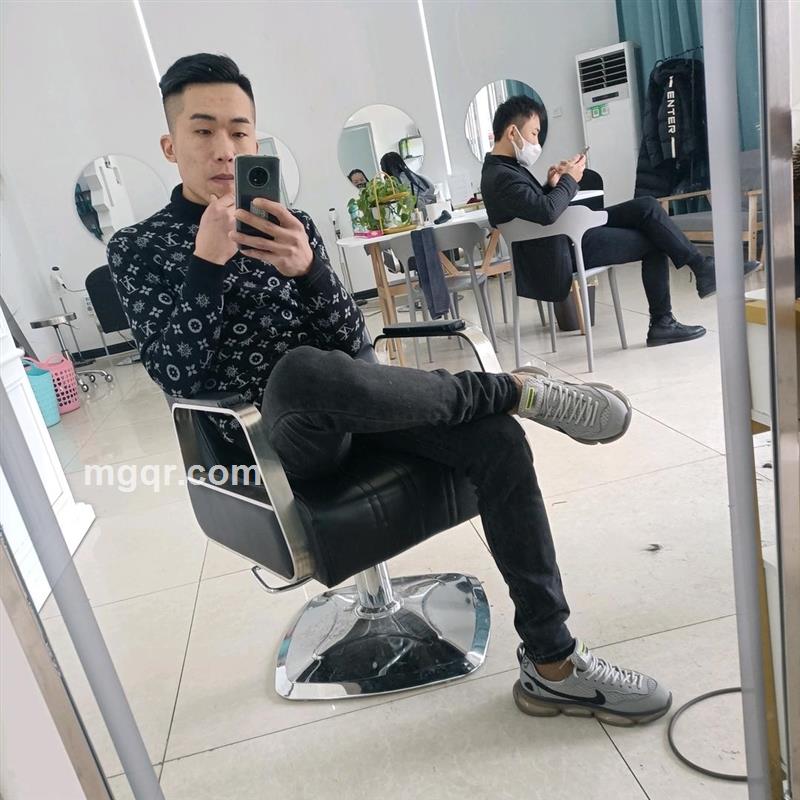 孤独和烈酒的头像