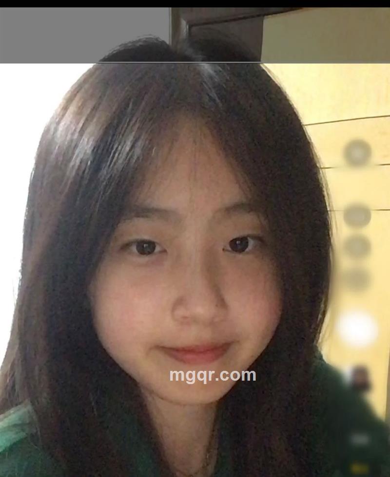 周粥不吃香菜的头像