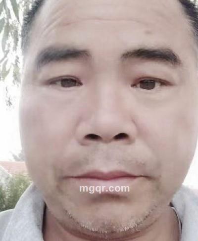 一只耳的头像