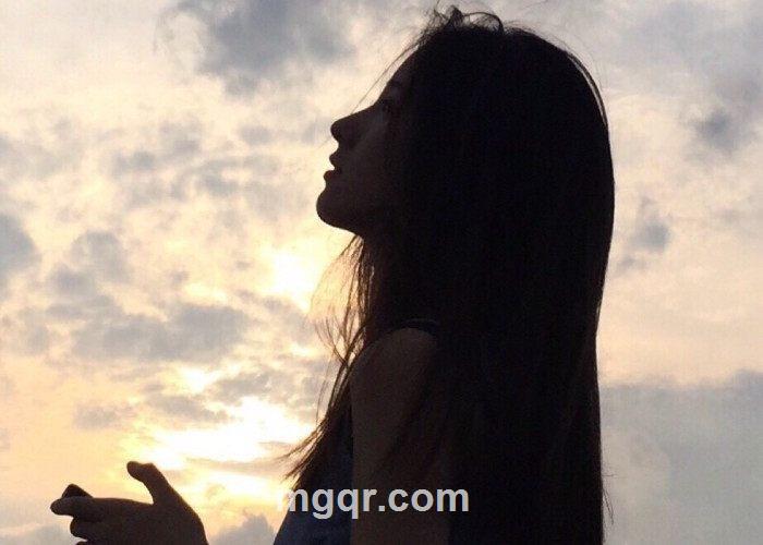 华丽的糖果的头像