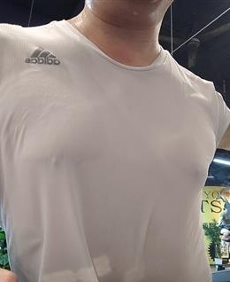 爱健身爱摄影的品味大叔