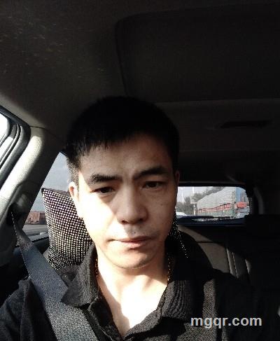 阳光小男孩的头像