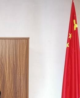 从南走到北吧的头像