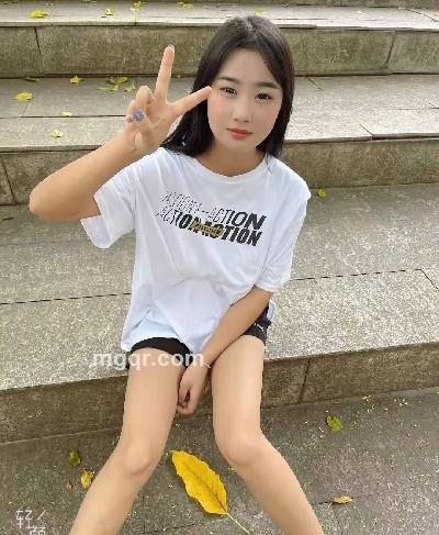 思思乔的头像