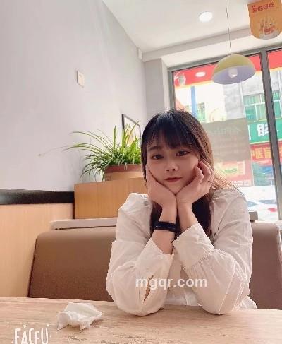 爱笑的贝贝