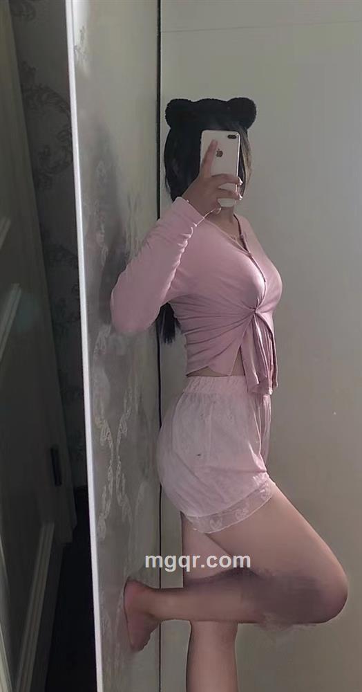 妍妍呀的头像