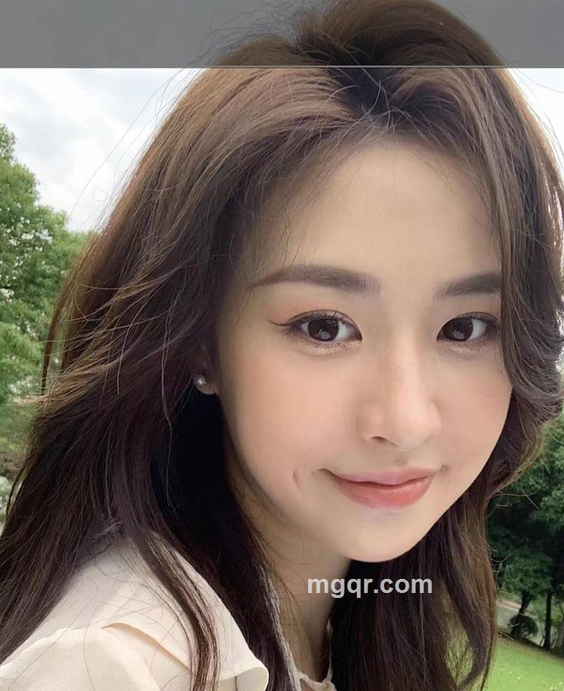 头发乱了的头像