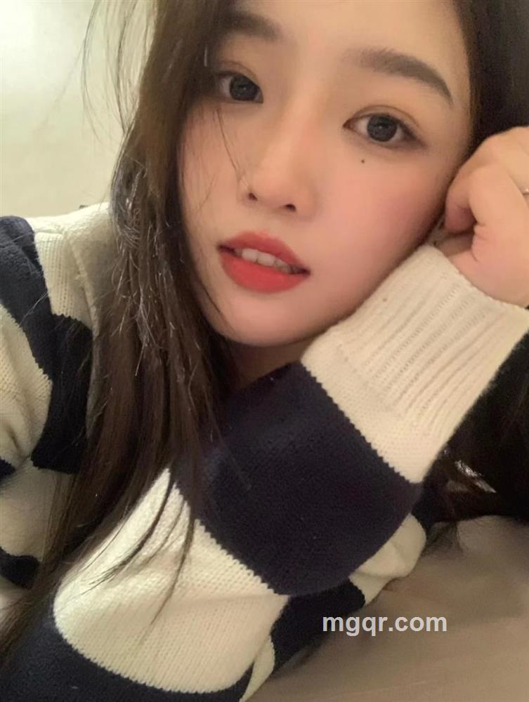 大鱼吐水的头像