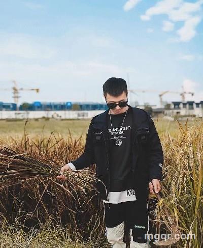 不会吹牛的牛的头像